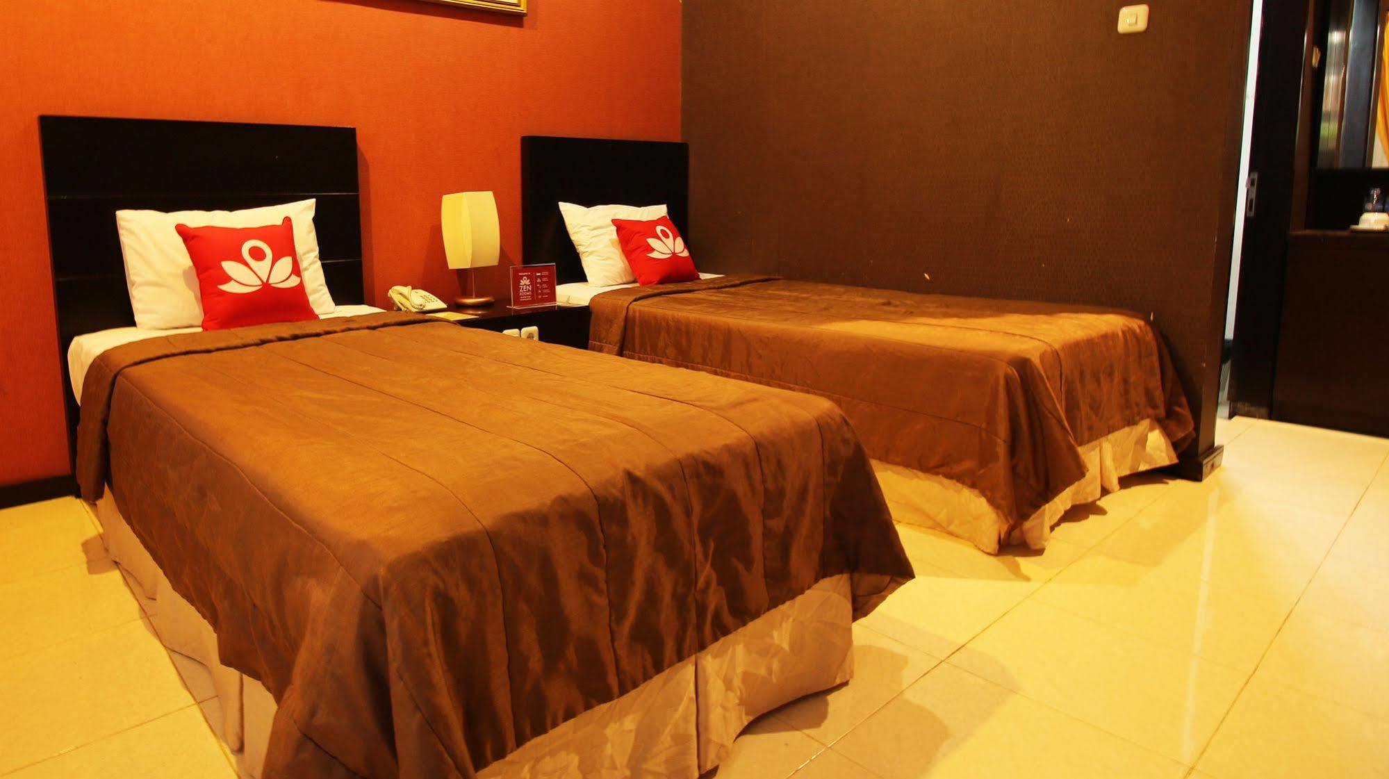 Zen Rooms Grand Hotel Lembang Exterior photo